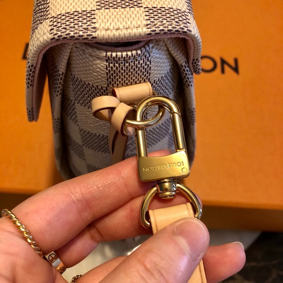 ✨SOLD✨New LOUIS VUITTON Damier Azur Croisette - Picture 6 of 16